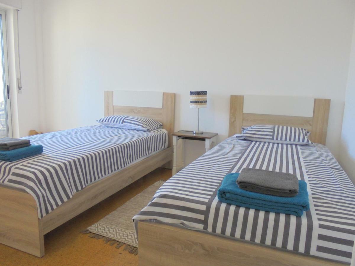 Beachcity Guesthouse 拉哥斯 外观 照片